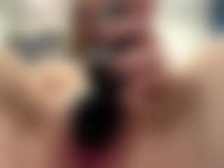 Live cam show with Elin - Anal on Camiplay Live