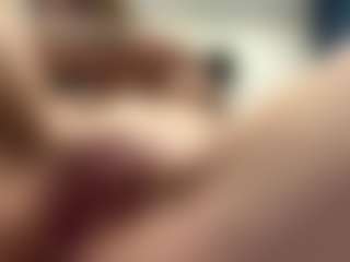 Elin's Live Sex Cam Show