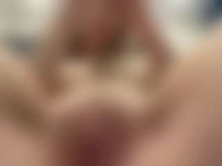 Live cam show with Elin - Fingering on Camsoda