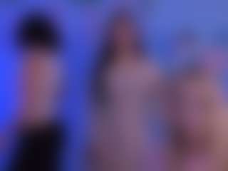 Live cam show with viola-sweet - Flashing on Dare Cams