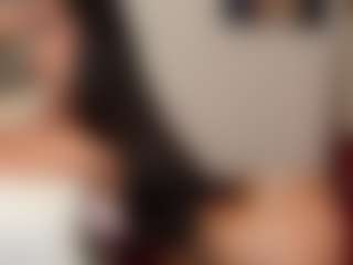 Live cam show with AlexaOne - Ass Bouncing on Camming Site