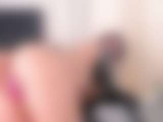 Live cam show with Ambarr - Thin on Camsoda.co