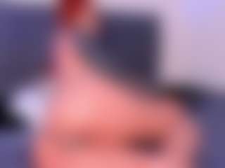 Show live cam dengan Ambarr - Nipple Piercings di Camsoda