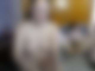 Live cam show with Candy-honey29 - Shaved Pussy on StripNow