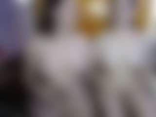 Live cam show with Candy-honey29 - Shaved Pussy on Cam Slut