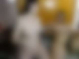 Live cam show with Candy-honey29 - Ass Bouncing on Hubzter Live