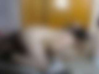 Live cam show with Candy-honey29 - Lush on CamwithHer