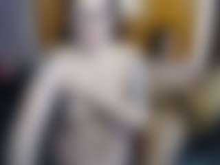 Live cam show with Candy-honey29 - Nipple Piercings on SinfulBabes