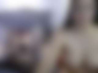 Live cam show with Candy-honey29 - Average on SpunkLive