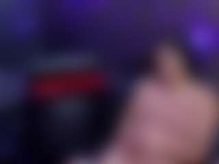 Live cam show with CataleyaHammond - Cum on SpunkLive