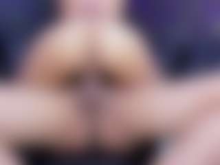Live cam show with CataleyaHammond - Teen (18+) on Streamer API