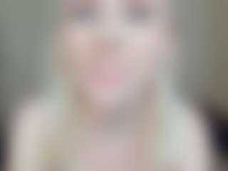 CecilaChars's Live Sex Cam Show