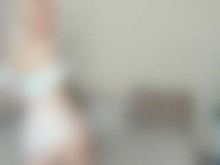 CecilaChars's Live Sex Cam Show