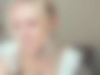 CecilaChars's Live Sex Cam Show