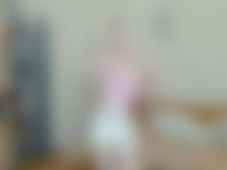 Live cam show with CecilaChars - Young Adult Teen (18+) on AdultVida.com