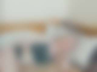 CecilaChars's Live Sex Cam Show