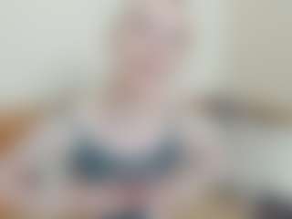 CecilaChars's Live Sex Cam Show