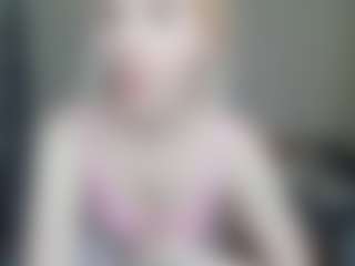 CecilaChars's Live Sex Cam Show