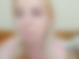 CecilaChars's Live Sex Cam Show