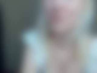 CecilaChars's Live Sex Cam Show