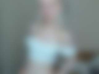 Live cam show with CecilaChars - Erotic Dance on SinfulBabes