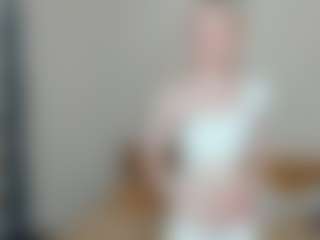 CecilaChars's Live Sex Cam Show