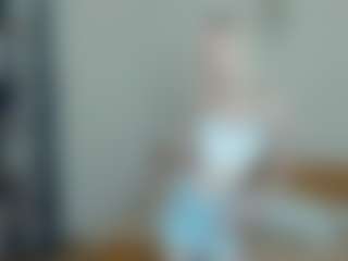 Live cam show with CecilaChars - Natural on Soda Cam