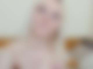 CecilaChars's Live Sex Cam Show
