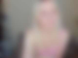 CecilaChars's Live Sex Cam Show