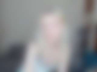 Live cam show with CecilaChars - Skinny on liverealitysex.com