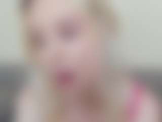 CecilaChars's Live Sex Cam Show
