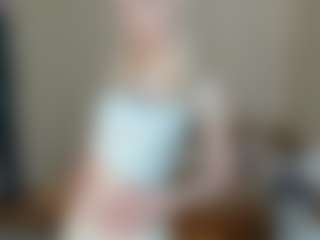 CecilaChars's Live Sex Cam Show