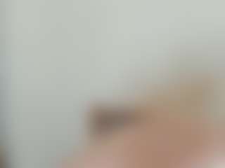 Live cam show with CecilaChars - Dirty Talk on Camsoda