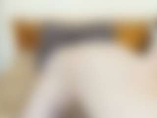CecilaChars's Live Sex Cam Show