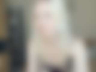 CecilaChars's Live Sex Cam Show