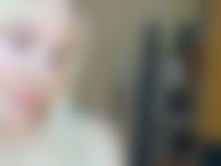 Live cam show with CecilaChars - Dirty Talk on Mixed Magazine Live