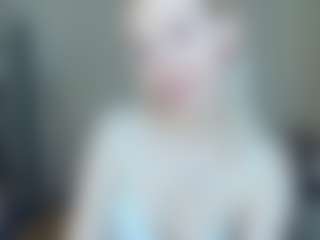 Live cam show with CecilaChars - Public on MyBangCams