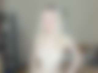 CecilaChars's Live Sex Cam Show