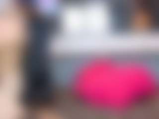 Live cam show with chantalmia68 - Freaky on Uber Horny