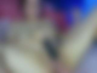 Coralhills's Live Sex Cam Show