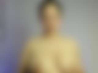 Coralhills's Live Sex Cam Show