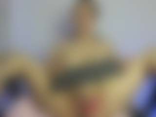 Coralhills's Live Sex Cam Show