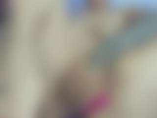 Coralhills's Live Sex Cam Show