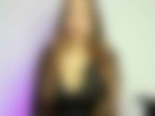 Live cam show with Coralhills - Big Tits on mypornchat.com