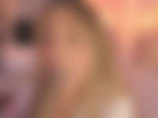 Live cam show with Dulcepowll - Wet on Camsoda