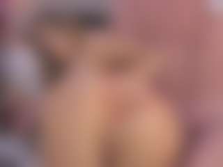 Dulcepowll's Live Sex Cam Show