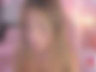 Live cam show with Dulcepowll - Foot Fetish Blonde Hair on AdultVida.com