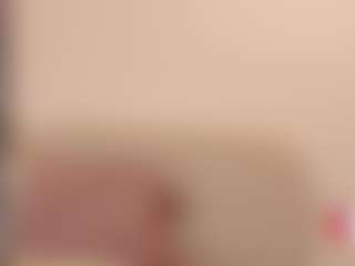 Live cam show with Dulcepowll - Deepthroat on CamSodaAdn