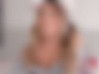 Dulcepowll's Live Sex Cam Show