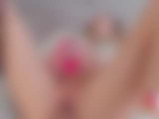 Live cam show with Dulcepowll - Strip on Camsoda